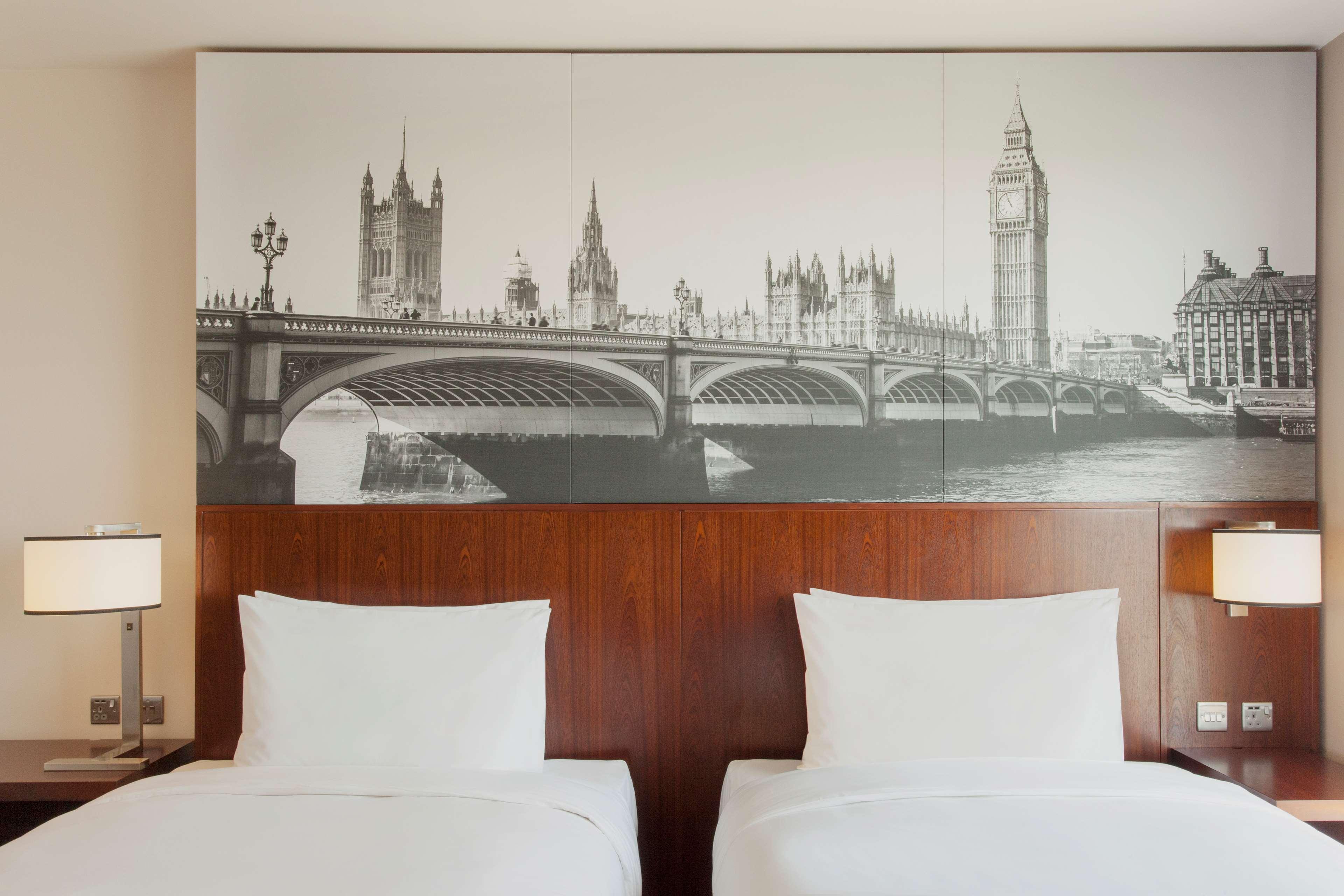 Hyatt Place West London Hayes 히드로 외부 사진